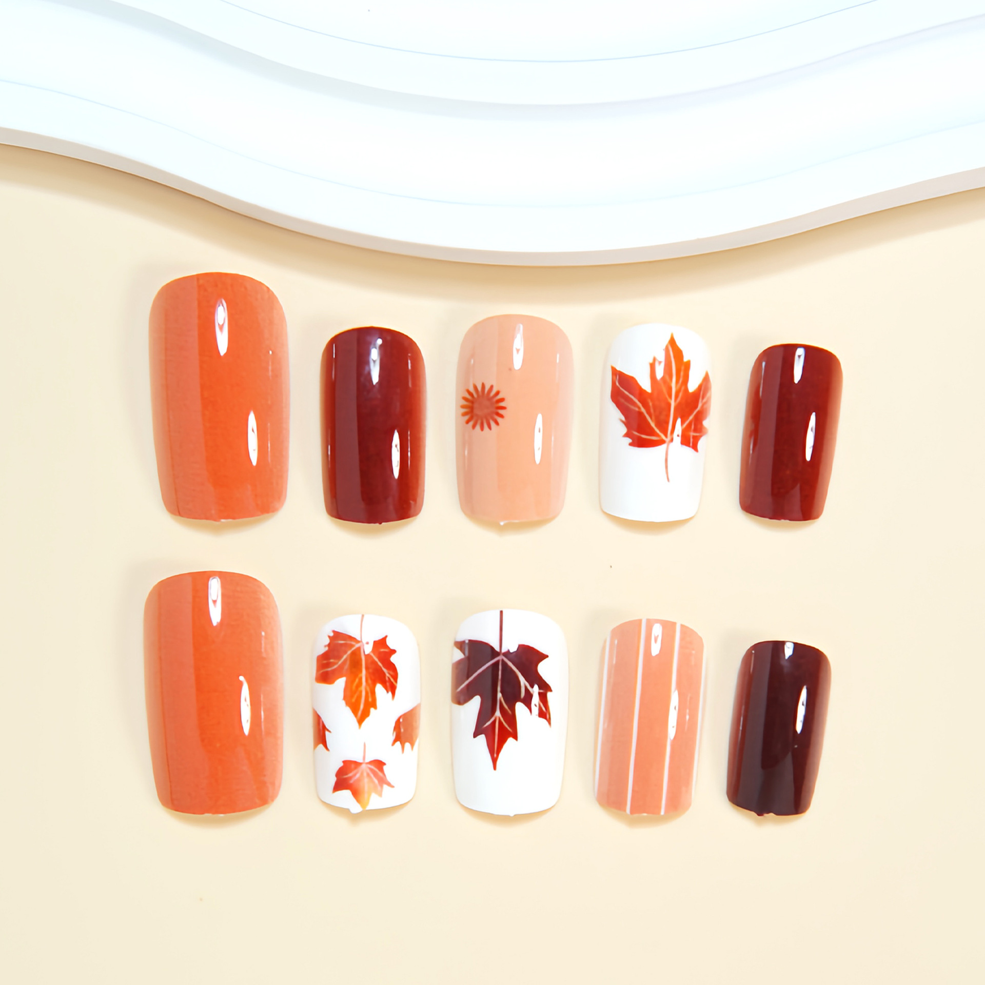 Medium fake nails for women Nu - огляд і ціна Nail Art Y2K