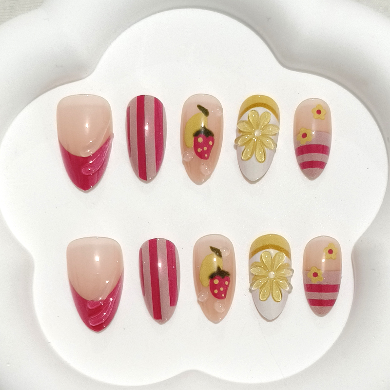 10Pcs Sweet Cute Heart-shaped  - огляд і ціна Nail Art Y2K